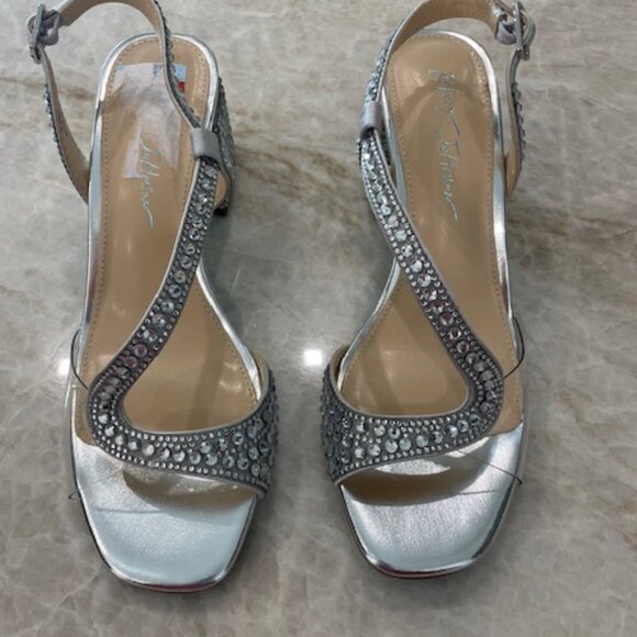 Betsey Johnson Milah Slingback Silver Heeled Sandals, Size 6.5 - Picture 1 of 7